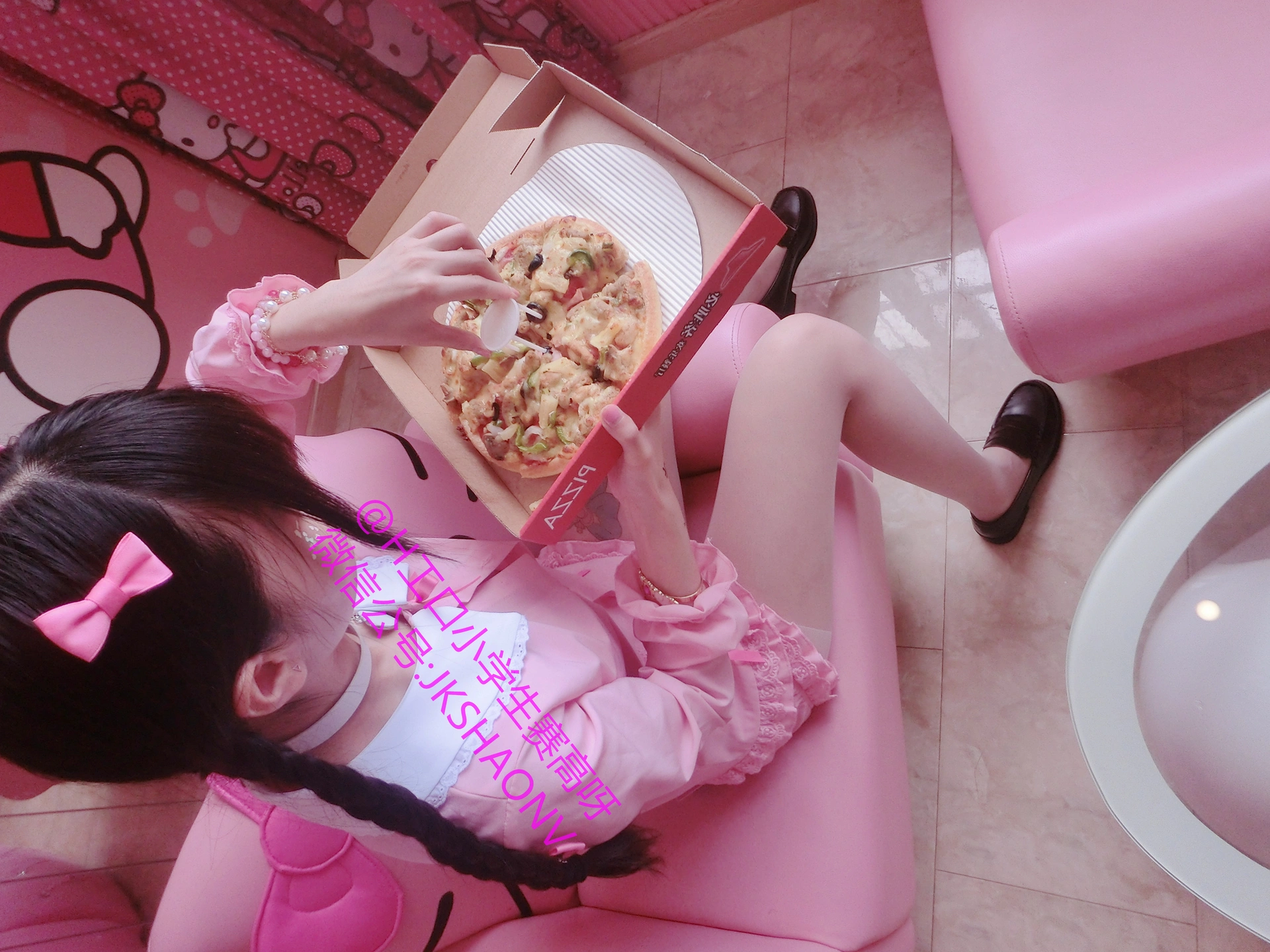 双马尾少女赛高酱 - NO.26 和泉纱雾粉色内衣 2